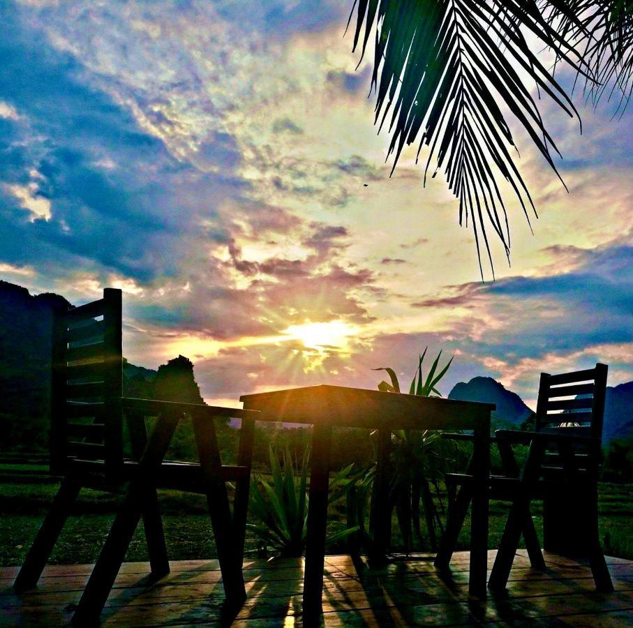 Vang Vieng Savanh Sunset View Resort Exterior foto